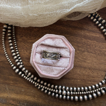 Hunting Scene Storyteller Ring